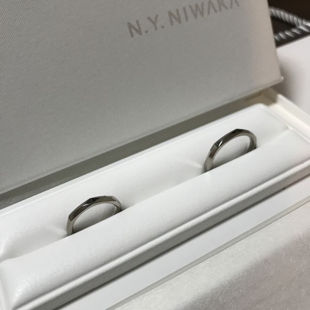 【N.Y.NIWAKA(ニューヨークニワカ)の口コミ】 シンプルなデザインでつけていても苦しくないし、落ち着いた雰囲気なのが…