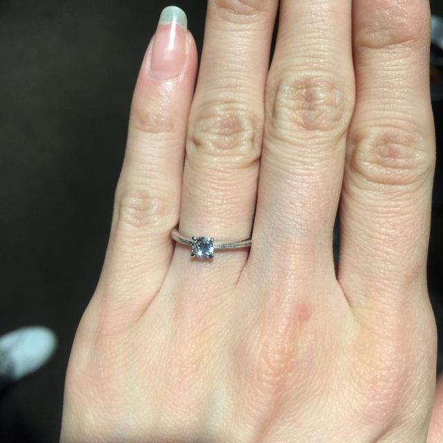 【宝寿堂(ほうじゅどう)の口コミ】 オードリーヘップバーンのイメージで探していました。
クラシカルなデザイ…