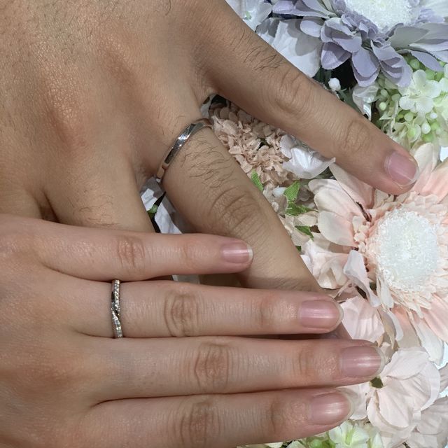 【アイプリモ(I-PRIMO)の口コミ】 デザインがとても可愛かったのと、普段全く意見の合わない2人ですが、この…