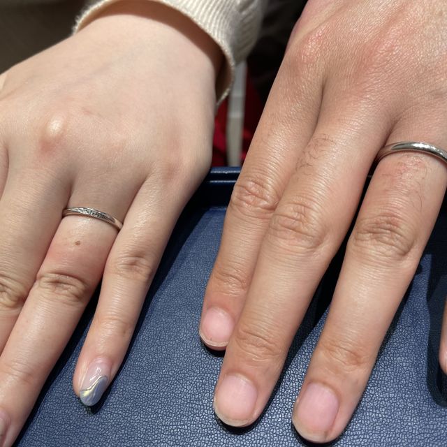 【銀座ダイヤモンドシライシの口コミ】 流れるようなダイヤモンドの配置の仕方に上品さを感じました。ブランドの…