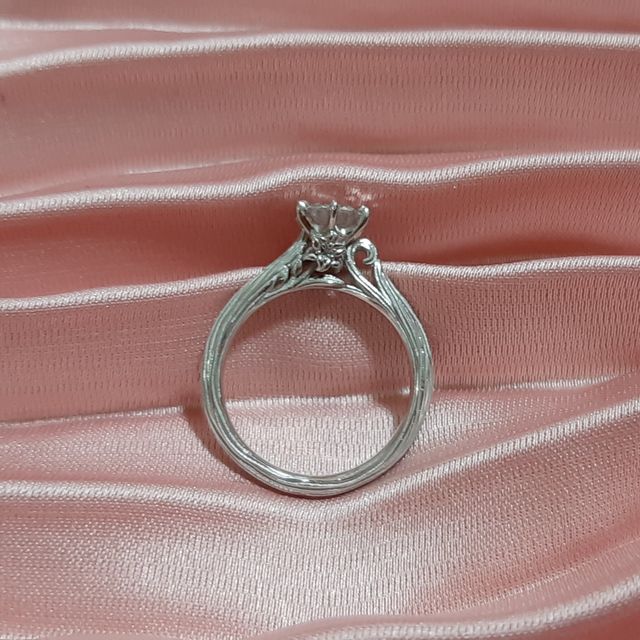 【ケイウノ ブライダル(K.UNO BRIDAL)の口コミ】 当初考えてた既成のものと、2人の好みのものを基にデザイナーさんがとても…