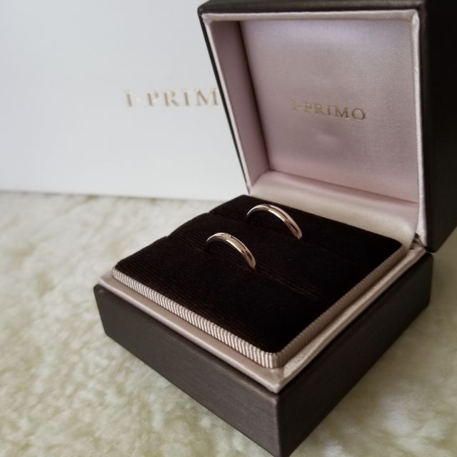 【アイプリモ(I-PRIMO)の口コミ】 出たばかりの色で、
インターネットで検索した時から
すでにこの指輪にし…