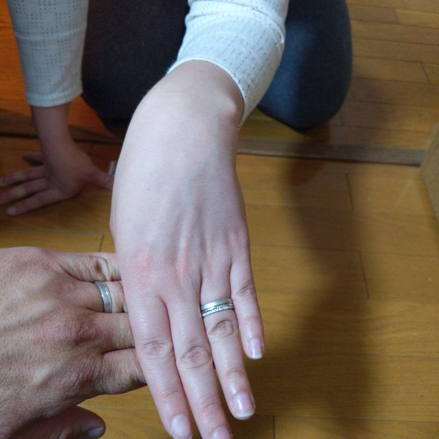 【宝寿堂(ほうじゅどう)の口コミ】 エンゲージリングとマリッジリングは別のブランドを買いました。エンゲー…