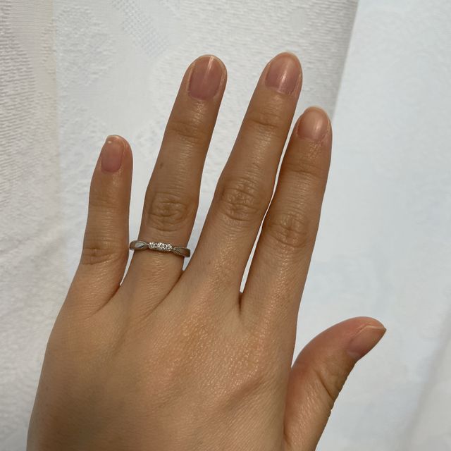 【エクセルコダイヤモンド(EXELCO DIAMOND)の口コミ】 指輪のデザインが他店とは少し違うものがたくさんあったこと、ダイアモン…