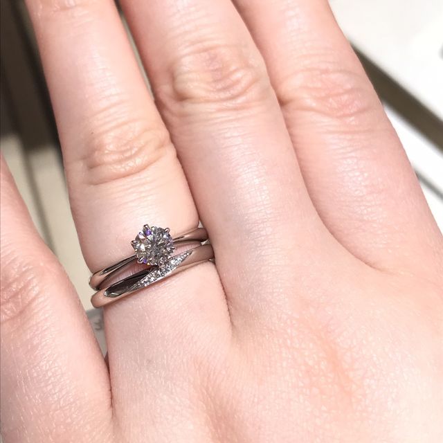 【TRECENTI(トレセンテ)の口コミ】 ダイヤが美しいのはもちろんですが、手元も同時に美しくしてくれます。
そ…