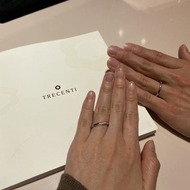 【TRECENTI(トレセンテ)の口コミ】 他のブランドもいろいろ回ったのですが、一番指輪の内側の触り心地・つけ…