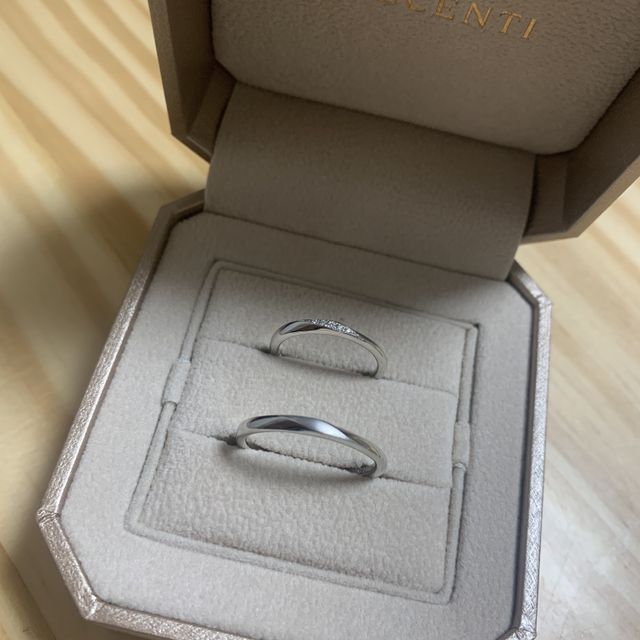 【TRECENTI(トレセンテ)の口コミ】 なるべく低予算で質がよく、ダイヤつきのものを
探していました。
どれも…