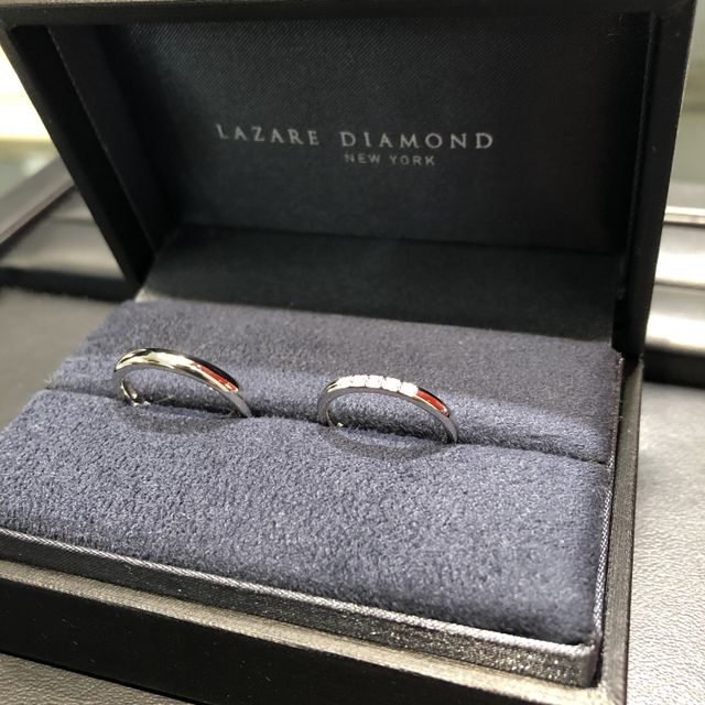【ラザール ダイヤモンド(LAZARE DIAMOND)の口コミ】 鍛造製法であったこととダイヤモンドの輝きがきれいだったことです。スト…