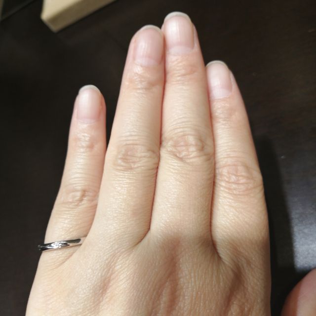 【TRECENTI(トレセンテ)の口コミ】 指輪のデザインが気に入ったことと、つけ心地もよかったこと。似合うデザ…