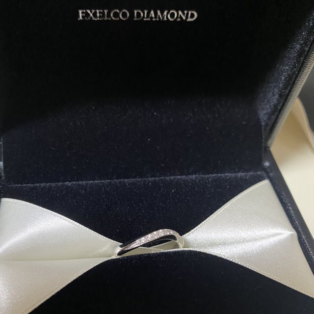 【エクセルコダイヤモンド(EXELCO DIAMOND)の口コミ】 長く付ける物だし気に入った指輪を手にする為に色々探して資料なども請求…