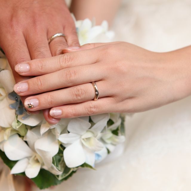 【杢目金屋(もくめがねや)の口コミ】 婚約指輪も杢目金屋さんで決定していたのですが、ダイヤモンドの原石を２…