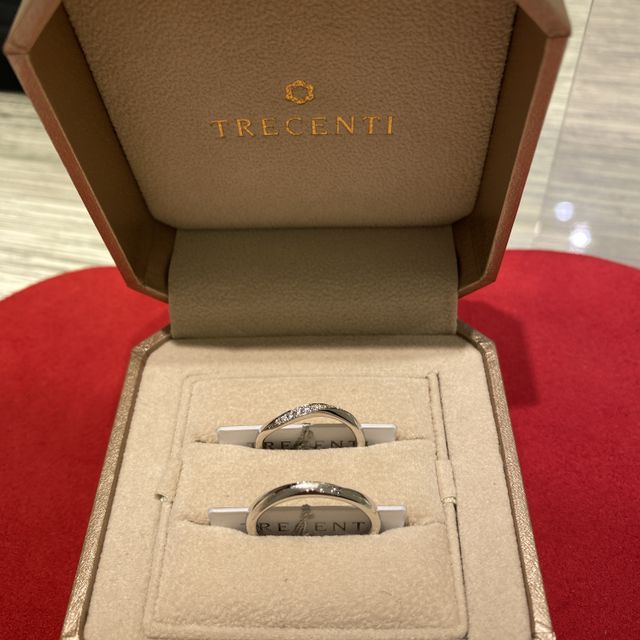 【TRECENTI(トレセンテ)の口コミ】 デザイン、つけ心地がとてもよかったです。
スタッフさんの対応も丁寧で、…