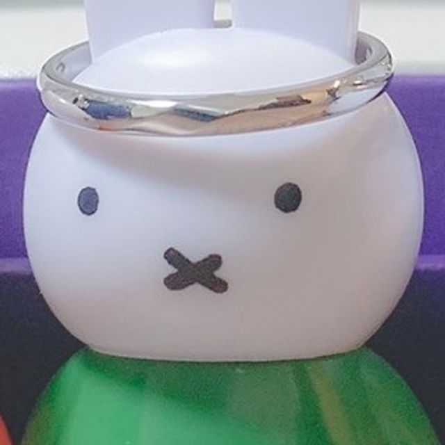 【俄(にわか)の口コミ】 シンプルなデザインが気に入り購入しました。普段からアクセサリーを身に…