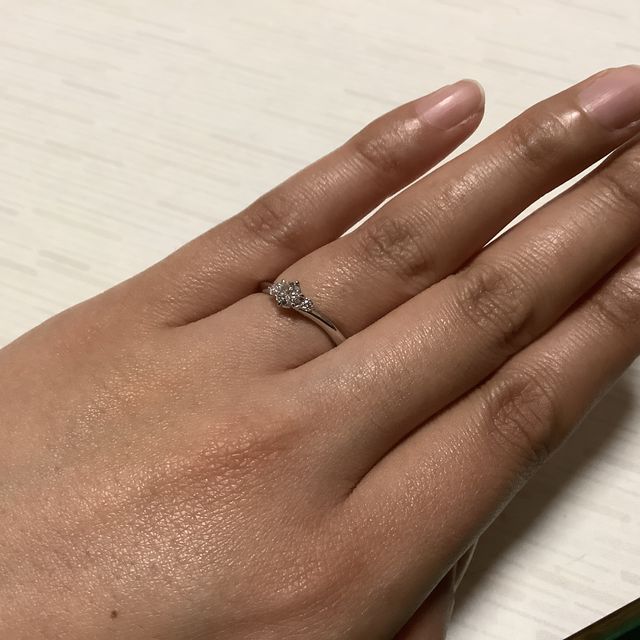 【銀座ダイヤモンドシライシの口コミ】 欲しい指輪が初めから決まっていたわけでは無かったため、他の店舗も候補…