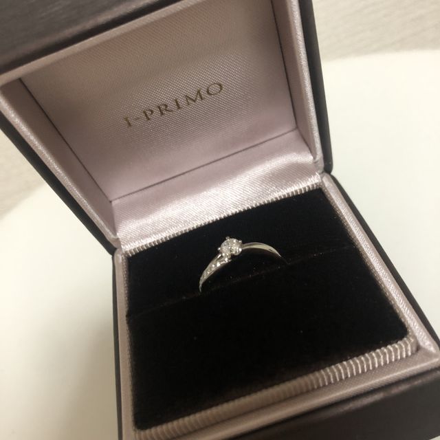 【アイプリモ(I-PRIMO)の口コミ】 普段使いをしたいと思っていたのですが、左利きなので、ダイヤモンドの高…