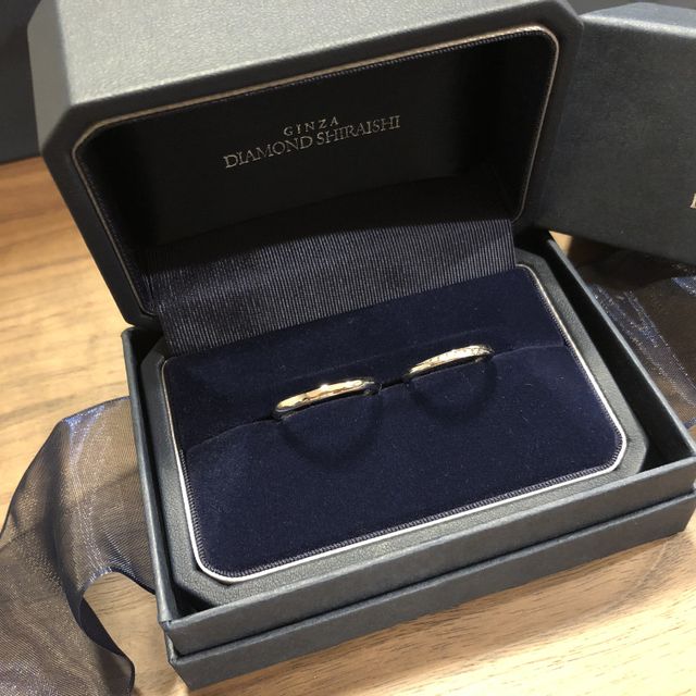 【銀座ダイヤモンドシライシの口コミ】 年齢的にも、長く使えるシンプルなもので、と考えていて、最初はほとんど…