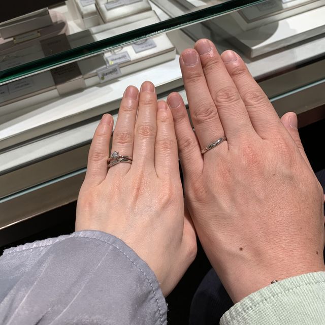 【アイプリモ(I-PRIMO)の口コミ】 ウェーブデザインはシンプルであり、かつ飽きがない綺麗なデザインになっ…