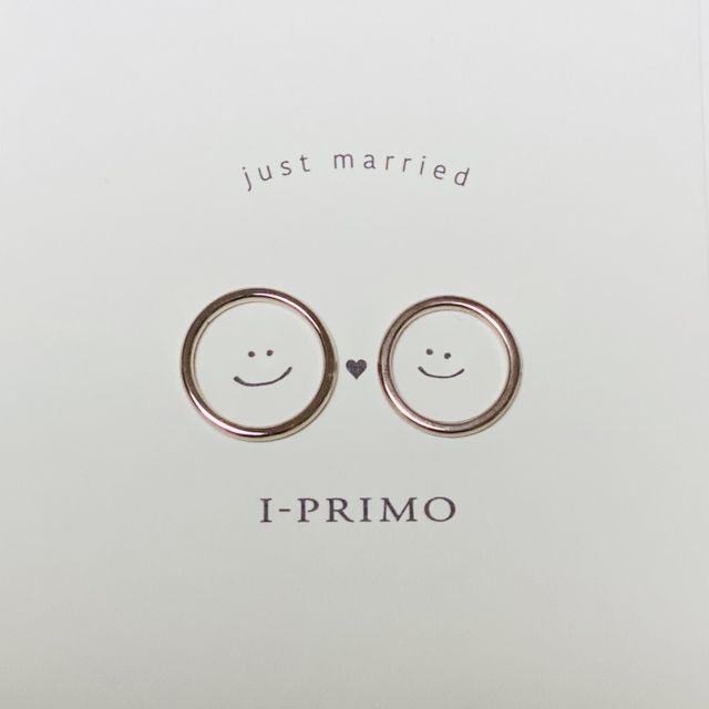 【アイプリモ(I-PRIMO)の口コミ】 シンプルなデザインと肌に合うゴールド系であったため。一番の決め手はカ…