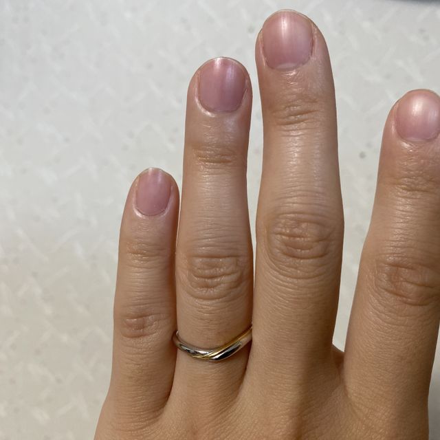【ケイウノ ブライダル(K.UNO BRIDAL)の口コミ】 私はゴールドのリング、彼はプラチナのリングが希望だったのでプラチナベ…