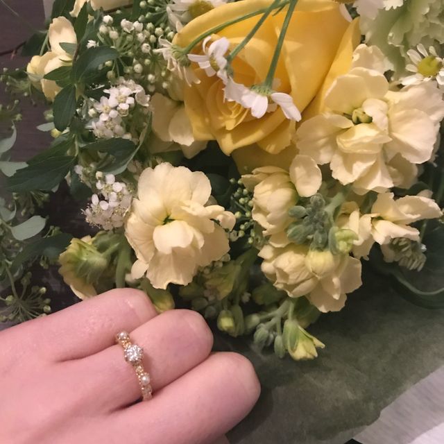 【ith(イズ)の口コミ】 他には無いデザイン。
スタンダードなものが嫌だったし、リースをモチーフ…