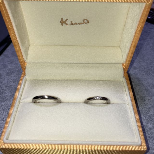 【ケイウノ ブライダル(K.UNO BRIDAL)の口コミ】 シンプルなデザインで、ダイヤモンドがあるものがいいなと思い、デザイン…