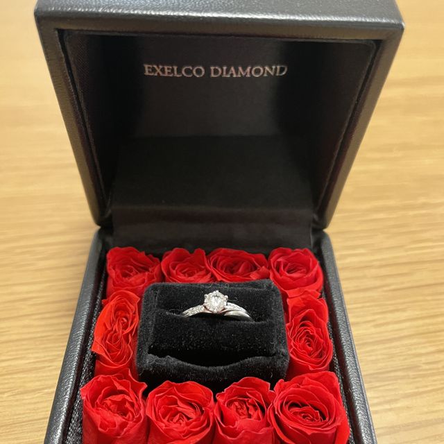 【エクセルコダイヤモンド(EXELCO DIAMOND)の口コミ】 ダイヤモンド自体は彼がプロポーズの時に購入してくれていたため、後日一…