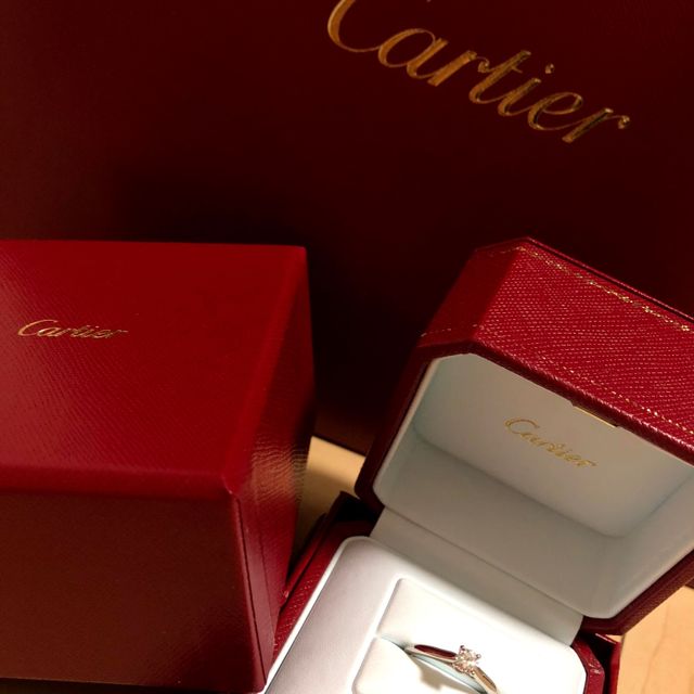 【カルティエ(Cartier)の口コミ】 決めては主人が一人で選びに行ったので明確な決め手はわからないのですが…