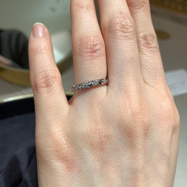 【ショーメ(CHAUMET)の口コミ】 トルザードを試着しました。他にないデザインで、とても気に入りました。…