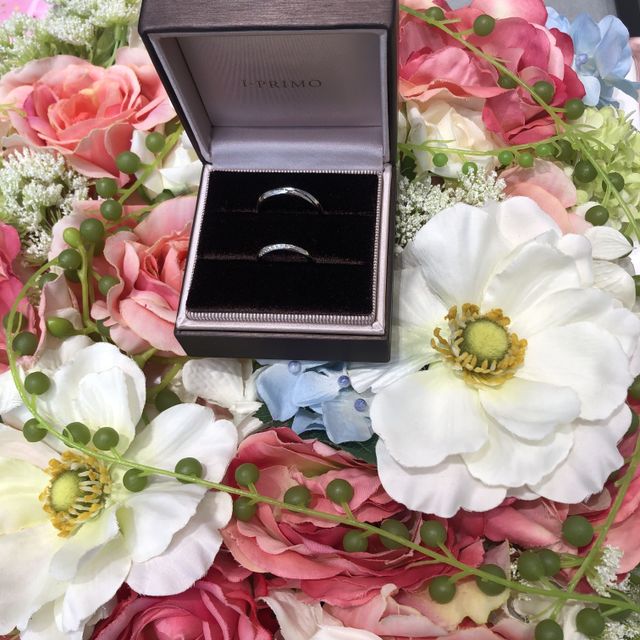 【アイプリモ(I-PRIMO)の口コミ】 シンプルな指輪を探していたところ店員さんの
説明などきいて形やデザイン…