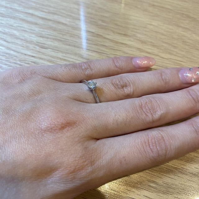 【アイプリモ(I-PRIMO)の口コミ】 さまざまなデザインのものがあり、とても悩みましたが、シンプルなデザイ…