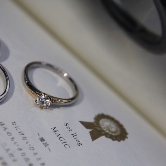【RosettE(ロゼット)の口コミ】 婚約指輪と結婚指輪を同時にさがしてて、InstagramでRosettE(ロゼット)の…