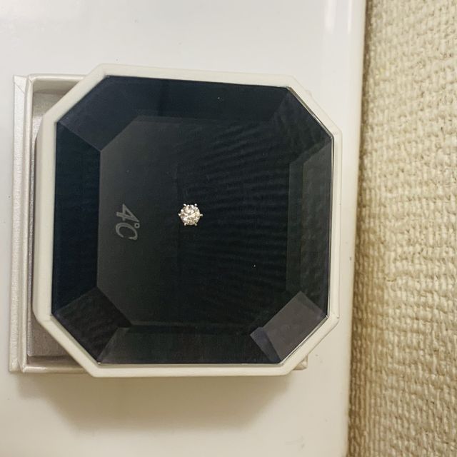 【4℃ BRIDAL(ヨンドシーブライダル)の口コミ】 色々なデザインがありましたが、おばあちゃんに
なってもずっと使いたかっ…