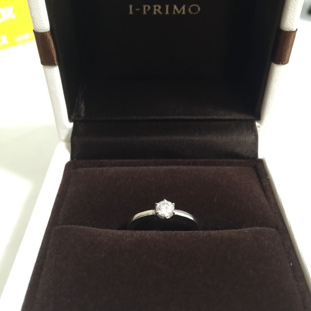 【アイプリモ(I-PRIMO)の口コミ】 婚約指輪は女性にとって貰ったら凄く嬉しいものです。実際に自分が想像し…