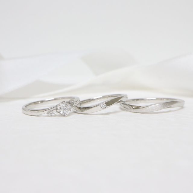 【LEGAN(レガン)の口コミ】 普段互いに指輪をつけないため、つけることに少々抵抗があり、シンプルな…
