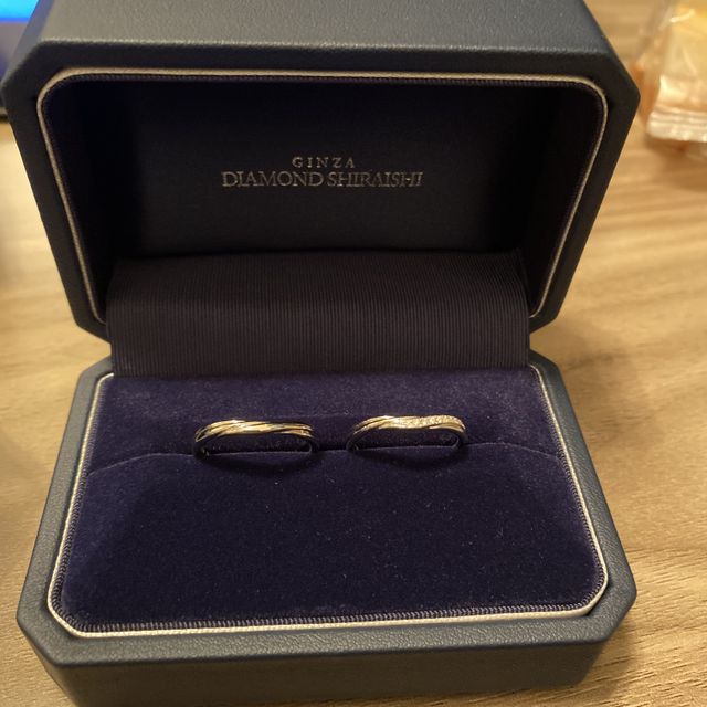 【銀座ダイヤモンドシライシの口コミ】 最初は他の店舗を見に行った。3件程見に行く予定をしていたが、2件目に行…