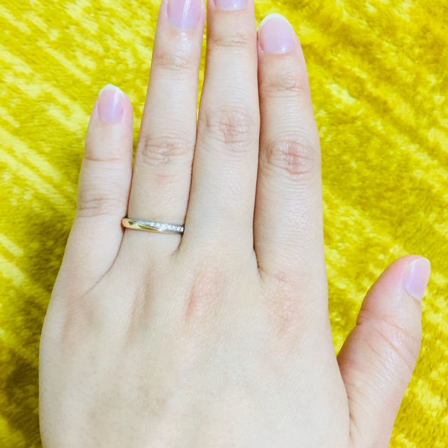 【4℃ BRIDAL(ヨンドシーブライダル)の口コミ】 【ゴールドもプラチナも…！】

他店を数件見て回り、フォルムの美…