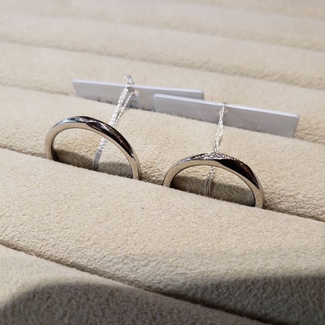 【TRECENTI(トレセンテ)の口コミ】 マリッジリングなのでつけ心地やアフターサービスを重視して選んでいて、…