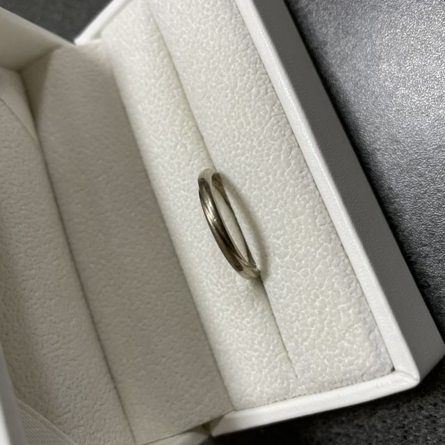 【OCTAVE(オクターヴ)の口コミ】 決めては色味と価格です。
シャンパンゴールドという色をみてみたら一目惚…