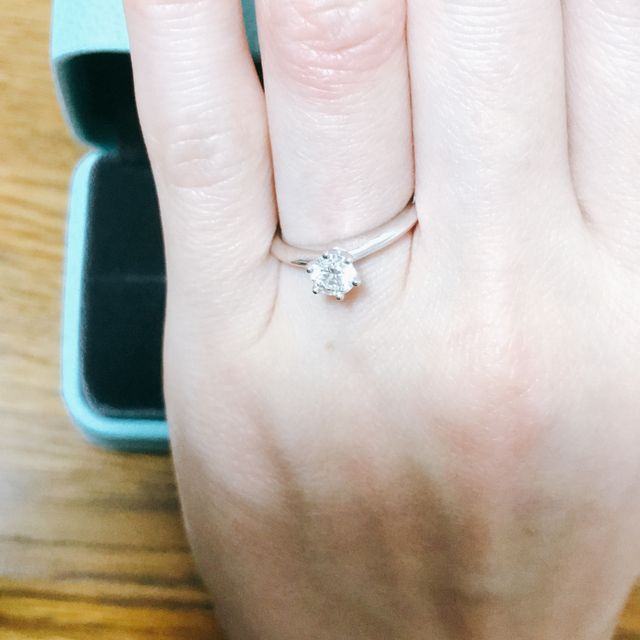 【ティファニー(Tiffany & Co.)の口コミ】 指輪のデザインが彼女の希望とマッチしたためです。事前に希望を聞き、イ…