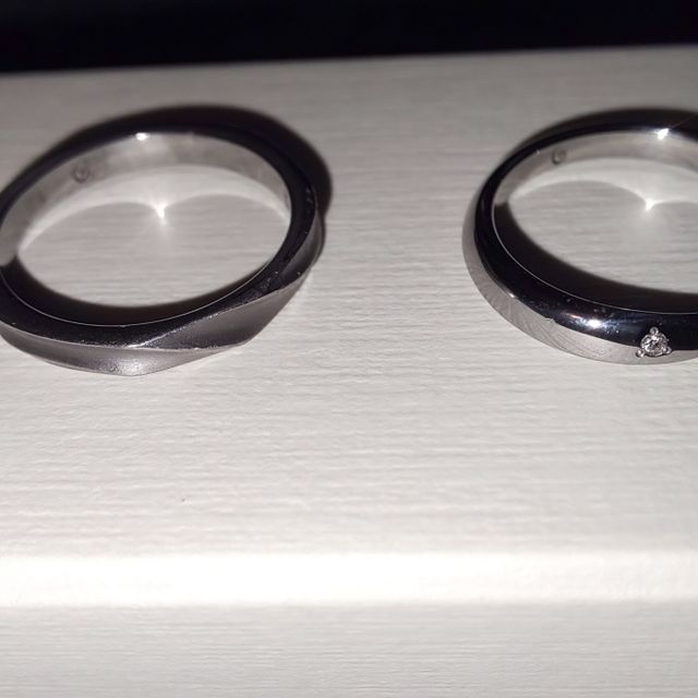 【SORA(ソラ)の口コミ】 金属アレルギーでも大丈夫な指環を探しており、タンタルという金属アレル…