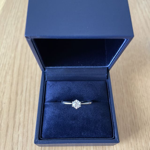 【銀座ダイヤモンドシライシの口コミ】 ネットで事前に4C(カラット、カット、カラー、クラリティ)について調べて…