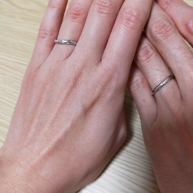 【ラザール ダイヤモンド(LAZARE DIAMOND)の口コミ】 派手すぎず可愛らしさのあるデザイン
国内廉価ブランドにも大雑把にみると…