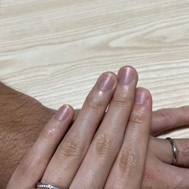 【銀座ダイヤモンドシライシの口コミ】 特にこだわりはないのでシンプルな物を探していたら、手が綺麗に見える斜…