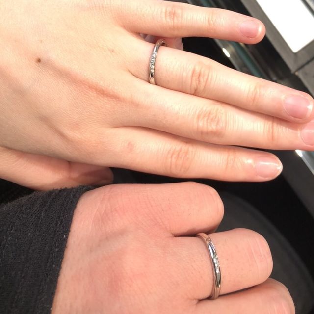 【ラザール ダイヤモンド(LAZARE DIAMOND)の口コミ】 決め手となったのはデザインです！
シンプルながらも他のお店の指輪とは差…
