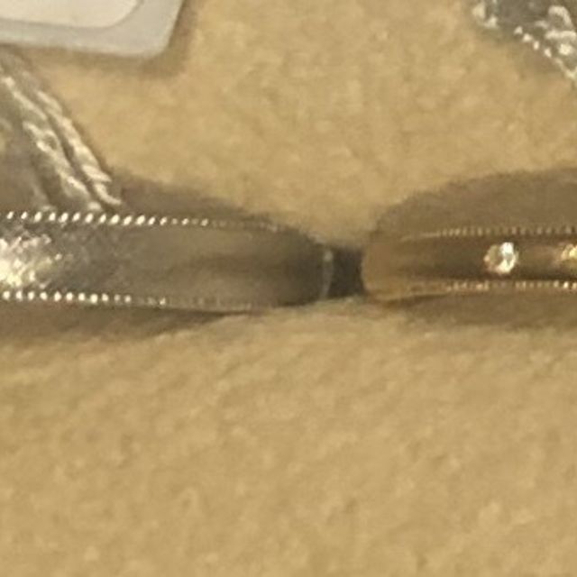 【ith(イズ)の口コミ】 あまり光りすぎるのは苦手だということで、イズオリジナルのマット加工、…