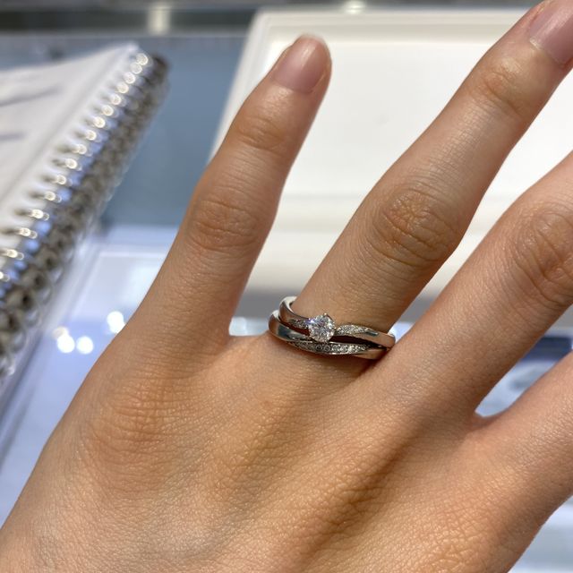 【festaria VOYAGE(フェスタリア ボヤージュ)の口コミ】 ダイヤモンドがフェスタリアオリジナルのWish upon a star(２つの星形がダ…