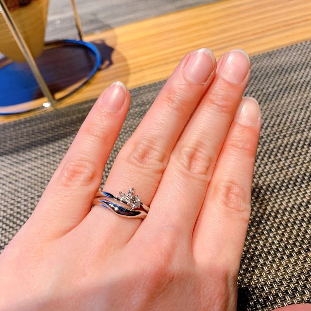 【俄(にわか)の口コミ】 他店の指輪も見ていたのですが、俄さんの指輪を試着させて頂いたところ、…