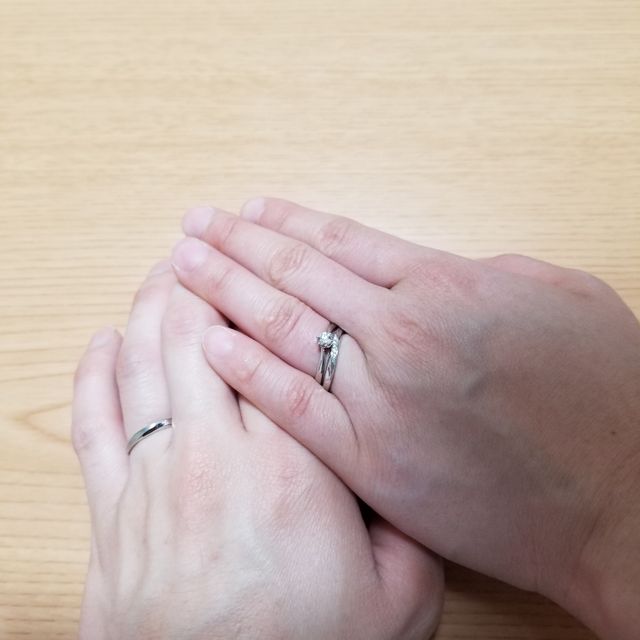 【4℃ BRIDAL(ヨンドシーブライダル)の口コミ】 いろいろ試着させてもらいましたが、最初に着けたときにしっくりきました…