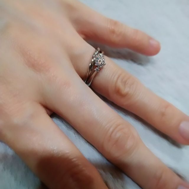 【COLANY(コラニー)の口コミ】 職業柄シンプルで強いものが良かった。
デザインは全て旦那様に、お任せし…