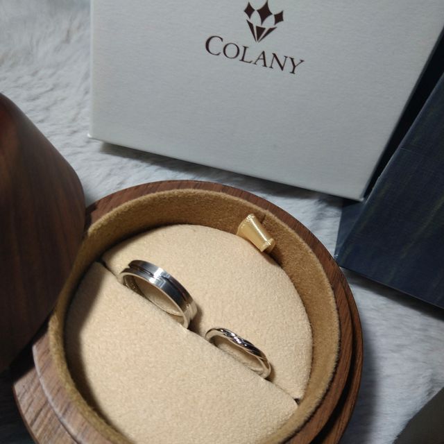【COLANY(コラニー)の口コミ】 職業柄シンプルで強いものが良かった。
デザインは全て旦那様に、お任せし…